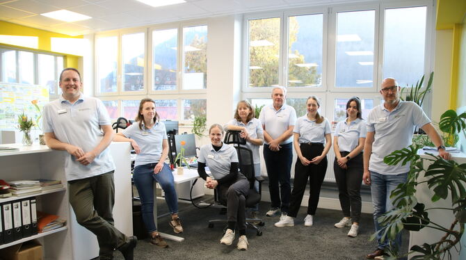 Bad Uach Gartenschau Eröffnung Büro Neue Büroräume für ein neu formiertes Team: Die Mitarbeiter der Eigenbetriebe Gartenschau starten mit der Detailorganisation der