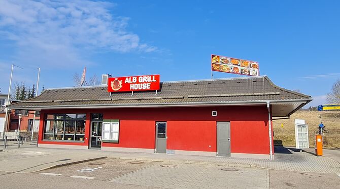 Das goldene M ist einem neuen Schild gewichen: Aus McDonald's wird das »Alb Grill House«.