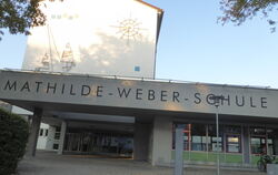 Die Mathilde-Weber-Schule in Tübingen: Ihren Namen verdankt sie einer beeindruckenden Persönlichkeit der Frauenbewegung.