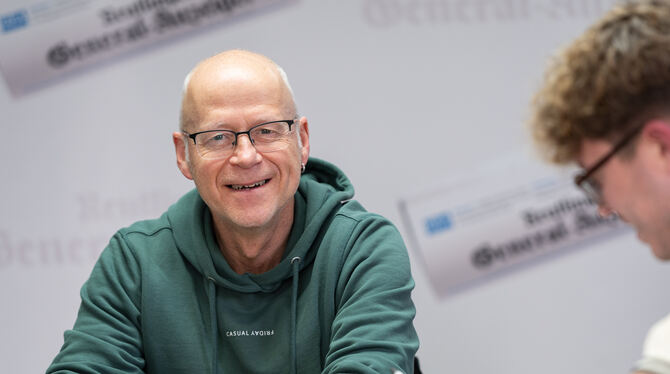 Alex Sulzberger Trainer SGM Kirchentellinsfurt/Kusterdingen, Kreisliga A Reutlingen Kirchentellinsfurts Coach Alex Sulzberger zeigt sich gut gelaunt beim GEA-Redaktionsbesuch.