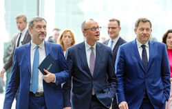 Die Parteichefs (von links) Markus Söder (CSU),  Friedrich Merz (CDU) und Lars Klingbeil (SPD) bei der Präsentation des  Koaliti