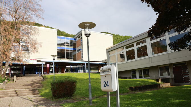2024-05-16 Uhlandschule,Unterhausen,Lichtenstein Die geplante Modernisierung der Uhlandschule war Thema bei der Haushaltsverabschiedung.