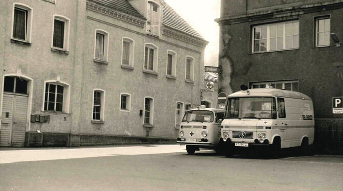 DRK Rettungswache Lindachstraße Die Rettungswache des DRK befand sich einst in der Reutlinger Lindachstraße