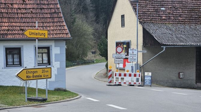 Keine freie Fahrt im Lautertal, dafür weitläufige Umleitungen: Die Sperrung der Gundelfinger Ortsdurchfahrt war der große Aufreg