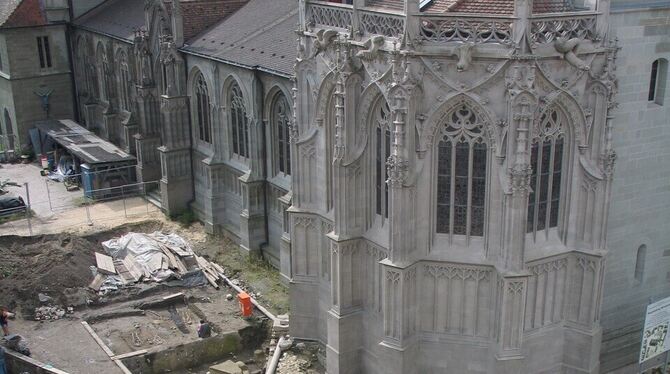 Archäologische Sensation in Konstanz: Eckturm und Mauern des römischen Kastells der Spätantike, 2003 bis 2004 ausgegraben und wi