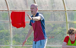 TSG-Trainer Michael Frick weiß: Es braucht nun dringend Punkte.  FOTO: FLIERL/EIBNER