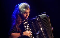 Akkordeon zwischen Klassik und Moderne: Helena Sousa Estevz aus Spanien.