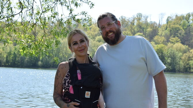 Vildana und Clemens Vohrer Vildana und Clemens Vohrer freuen sich auf die Saison am Baggersee. Sie blicken aber aufgrund des Gerichtsurteils mit gemischten