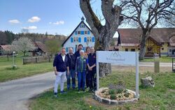 Die neue Mannschaft auf dem Georgenhof: Roland Arnold, Thomas Waldbüsser, Markus Wahl, Andrea Tarrach, Elke Conrad und Marco Tar