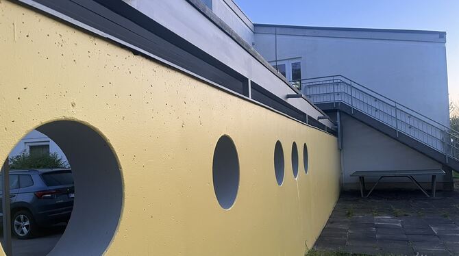Reicheneck Jugend Die Feuertreppe hoch hat die Jugend von Reicheneck einen Raum oberhalb der Turnhalle - doch der wird kaum noch genutzt, wie der