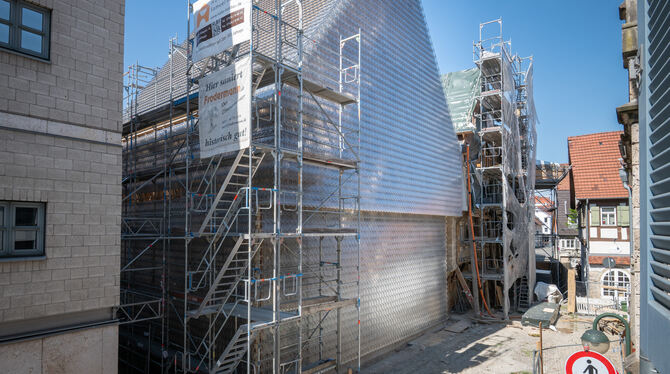 Sanierung Oberamteistraße Das Projekt Oberamteistraße wird teurer: 25 Millionen kostet die Sanierung der historischen Häuserzeile inklusive Glashaus. Sech