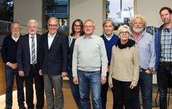 Der neue Förderverein Eduard Lucas-Haus mit (von links) Notar i.R. Gerhard Steinhilper, GWG-Geschäftsführer Bruno Ruess, Oberbür