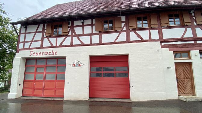 Für das künftige Löschfahrzeug der Talheimer Feuerwehr ist die Garageneinfahrt zu niedrig. FOTO: FÖRDER Für das künftige Löschfahrzeug der Talheimer Feuerwehr ist die Garageneinfahrt zu niedrig. FOTO: FÖRDER