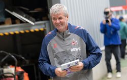 Drittes Engagement beim 1.FC Köln: Trainer- »Oldie« Friedhelm Funkel (71). FOTO: VENNEN-BERND/ DPA