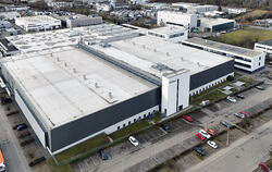 Blick aus der Luft auf das Betriebsareal von Stoll im Industriegebiet Reutlingen-West.