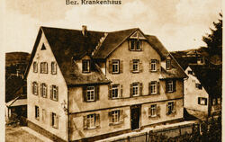 Das Münsinger Bezirkskrankenhaus  befand sich in der Spitalstraße.