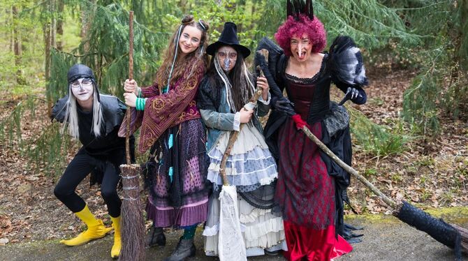 Naturtheater Reutlingen Die kleine Hexe »Die kleine Hexe« verzaubert im Naturtheater Reutlingen die ganze Familie.