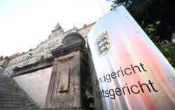 Feuer in Mehrfamilienhaus: Das Tübinger Landgericht verurteilt einen Münsinger Brandstifter wegen versuchten Mordes zu hoher Haf
