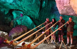 Viel Alphorn-Gaudi lieferte das Quartett aus Grafenberg