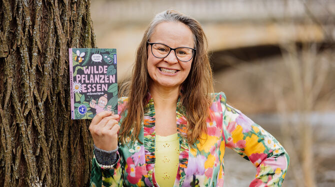 Garden Live Christine Rauch ala Survival Siglinde ist Stargast bei der Garden Life in Reutlingen. Die Expertin für essbare Wildpflanzen stel