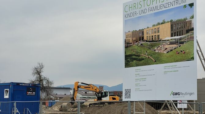 Christophstraße Auf dem Areal fanden bereits umfangreiche vorbereitende Maßnahmen ab, unter anderem der Abriss einiger Bestandsgebäude.