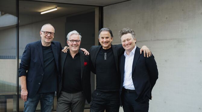 Burkhard C. Kosminski, Marc-Oliver Hendriks, Tamas Detrich, Viktor Schoner Die Chefs der Staatstheater Stuttgart bei der Spielplanvorstellung (von links): Burkhard C. Kosminski (Schauspiel), Marc-Oliver