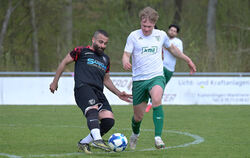 Am Saisonende musste Ahmad Al Hasan (TSV Mähringen, links) Julius Raiser und dem TSV Sickenhausen den Vortritt lassen. 