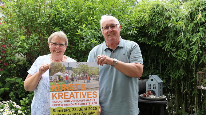 Kunstmarkt, Kreativmarkt, Gemeinde, Markt, Kunst Das Ehepaar Evelyn und Arnold Hay organisieren den Kunst- und Kreativmarkt in Eningen.