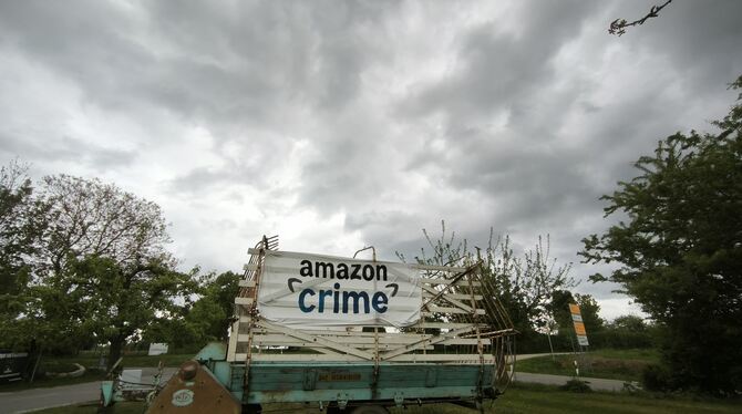 Amazon crime Amazon crime statt Amazon prime: Der Ton hat sich in Hengen weiter verschärft. Die Gegner, die sich im Bürgerforum organisiert h