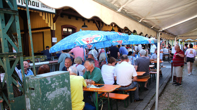 Das Fest rund um den Honauer Bahnhof ist fester Bestandteil des Lichtensteiner Jahreskalenders und eine wichtige Einnahmequelle Das Fest rund um den Honauer Bahnhof ist fester Bestandteil des Lichtensteiner Jahreskalenders und eine wichtige Einnahmequelle