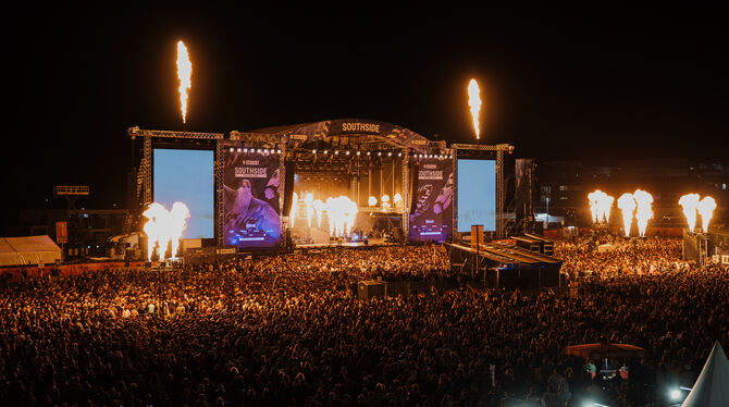 Southside Partystimmung bis tief in die Nacht: Auf dem Southside Festival feierten auch in diesem Jahr zehntausende Menschen.