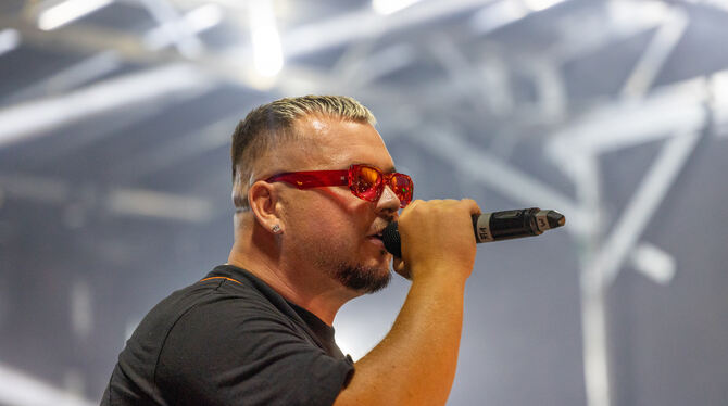 Rapper »Fourty« begeisterte vor allem die jüngsten Besucher des Sommerfests.