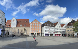Der Reutlinger Marktplatz soll zum Schauplatz eines Weltrekordsversuchs im Tischtennis-Rundlauf werden.