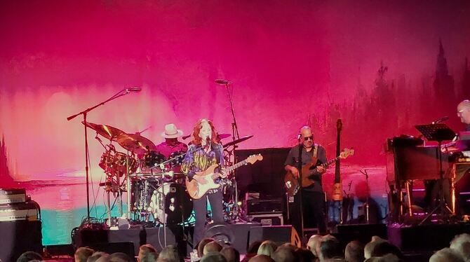Bonnie Raitt, Winterbach, Konzert Nur Berlin, Bonn und Winterbach: Bonnie Raitt.
