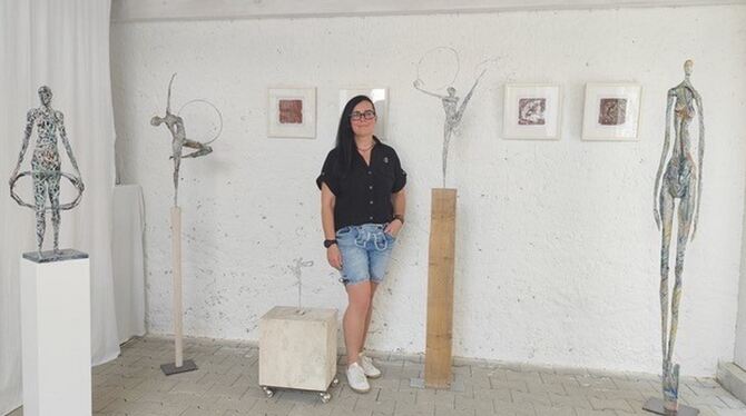 Kerstin Stöckler stellt in der Galerie Sphäre in Ehestetten aus. FOTO: PRIVAT Kerstin Stöckler stellt in der Galerie Sphäre in Ehestetten aus. FOTO: PRIVAT