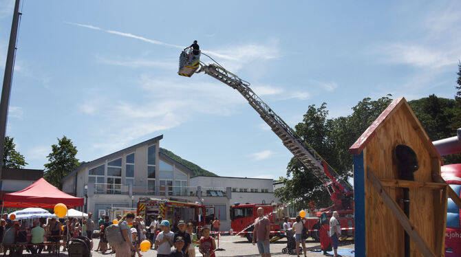 Familienaktionstag Gleich mehrere Aktionen hatte die Feuerwehr beim Kinder-, Jugend- und Familienaktionstag in Unterhausen im Angebot.
