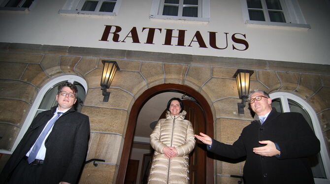 Ein Bild vom Wahlabend am 9. Januar 2022, als Anja Sauer mit 90 Prozent der Stimmen zur neuen Römersteiner Bürgermeisterin gewäh