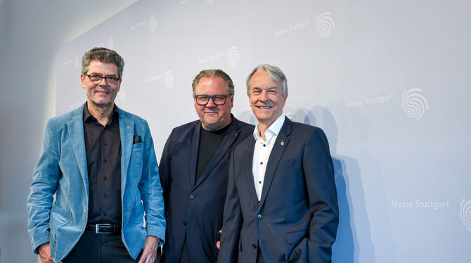 Blicken auf ein erfolgreiches Jahr zurück: Die Geschäftsführer der Messe Stuttgart von links: Stefan Lohnert, Thomas Glawa, Rola