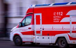 Rettungswagen mit Blaulicht