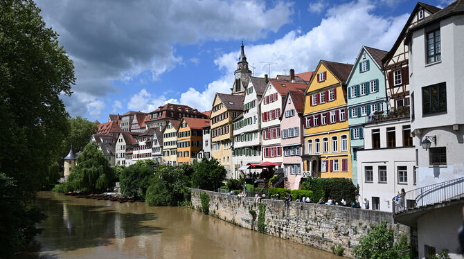 Neckarfront,Hölderlinturm Die Postkarten-Kulisse lockt jährlich Millionen Besucher nach Tübingen. Nun wird der Gemeinderat voraussichtlich noch im Juli en