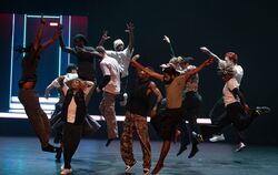 Alle Tanzstile, alle Hautfarben, alle Menschen vertragen sich: "Dub" von Amala Dianor beim Colours-Festival im Theaterhaus Stutt