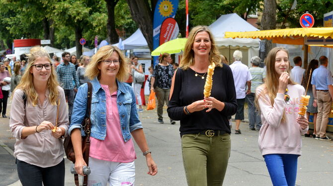 Neigschmeckt-Markt 2018 Mit etwas Leckerem in der Hand vorbei an Ständen voller regionaler Angebote bummeln (Archivbild), das macht den Reiz von Neigsc
