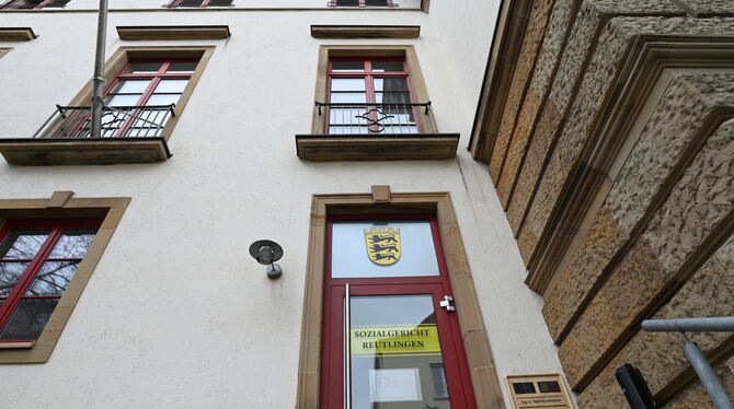 Sozialgericht Reutlingen Das Sozialgericht Reutlingen residiert – was viele nicht wissen – in der Schulstraße 11.