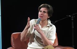Judith Schalansky las im Sudhaus aus ihren Büchern und diskutierte mit dem Publikum. 