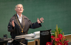 Professorin Karla Pollmann, Rektorin der Universität Tübingen, beim Festakt zur Gründung des Instituts für Rechtsextremismusfors