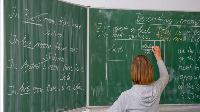 Die Panne mit den unbesetzten Lehrerstellen sorgt für Empörung. Eine junge Lererin fragt sich, ob vielleicht doch in Reutlingen