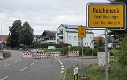 Die Ortsdurchfahrt bleibt erstmal gesperrt.