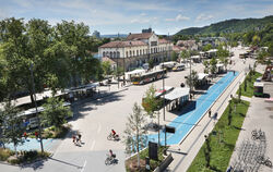 Der Europaplatz vor dem Tübingen Hauptbahnhof.