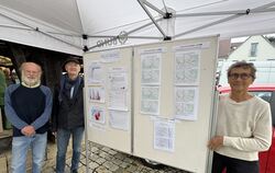 Das Bund-Team Metzingen, von rechts: Iris Traus, Andreas Weber und Gebhard Stiefel.  FOTO: RUOF 