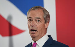Nigel Farage, Chef der rechtspopulistischen Reform-Partei, nahm die Demonstranten in Schutz.  FOTO: FULLER/PA WIRE/DPA